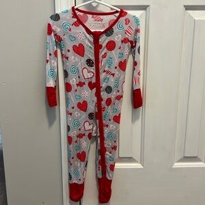 Little Sleepies Sweet Treats Valentine’s Day print. Zippy 6-12 months.